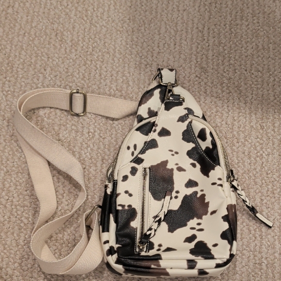 Jen & Co Handbags - Brown And White Crossbody Bag